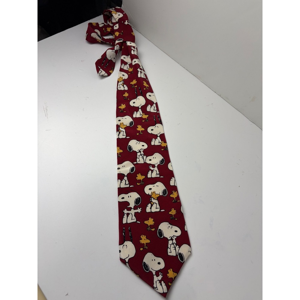 Peanuts Snoopy Woodstock Mens Silk Tie Burgundy Red All Over Print Cartoon PALS!